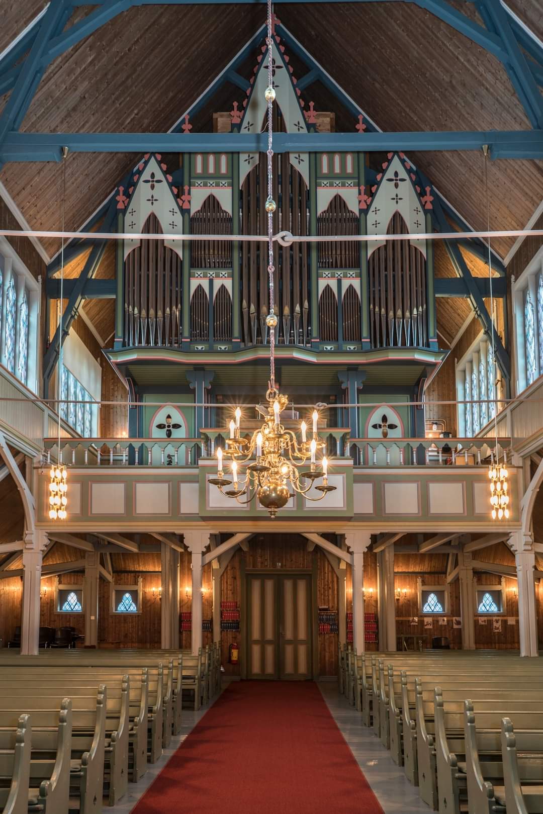 Foto av orgelet i Stedje kyrkje. Foto: Orgelmakerij Steendam