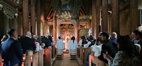 Bilde frå konfirmasjon i Kaupanger stavkyrkje